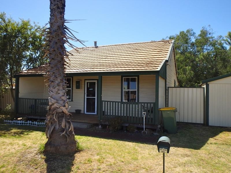 30 Congdon Avenue, Pinjarra WA 6208