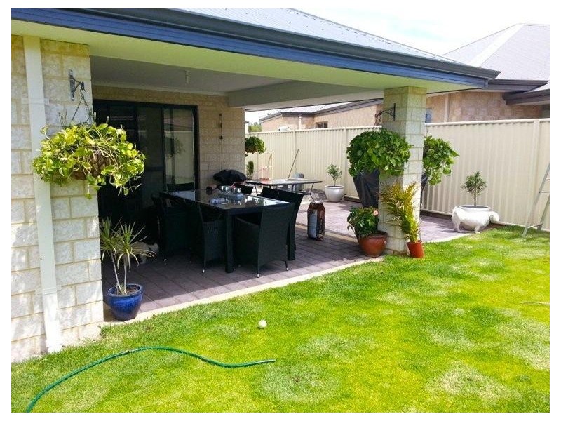 37 Wells Road, Pinjarra WA 6208