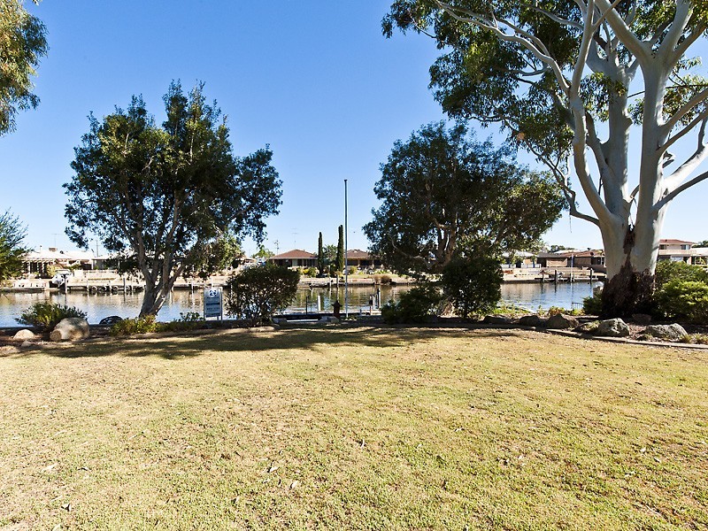 50 Wellya Crescent, South Yunderup WA 6208