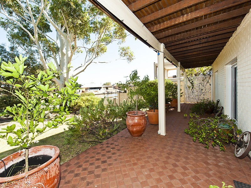 50 Wellya Crescent, South Yunderup WA 6208