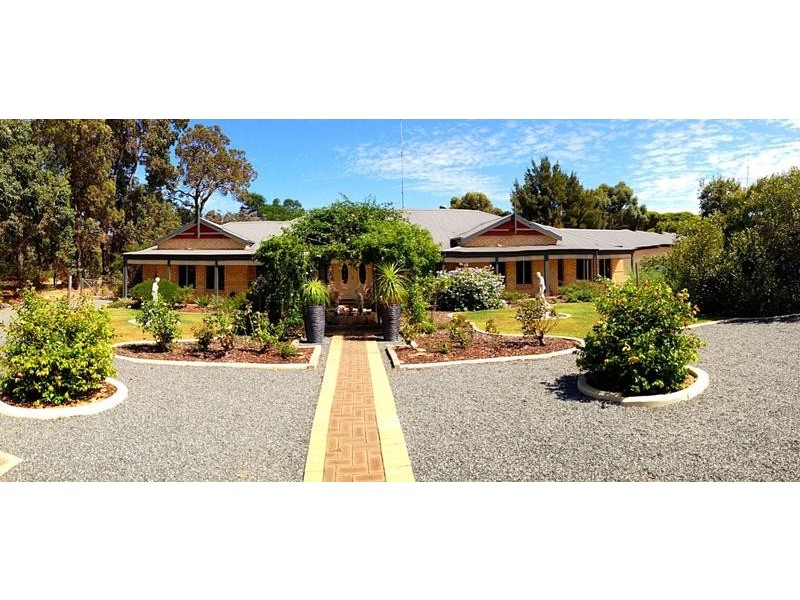 1 Butlers Retreat, Waroona WA 6215