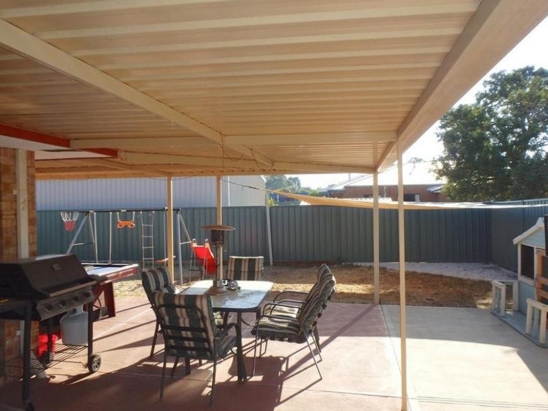 15 Warr Street, Pinjarra WA 6208