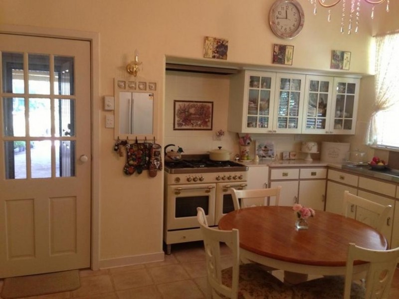 104 FOURACRE STREET, Waroona WA 6215