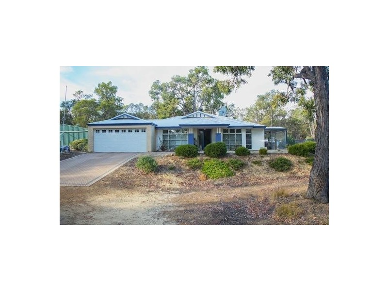 158 Fairway Place, Boddington WA 6390