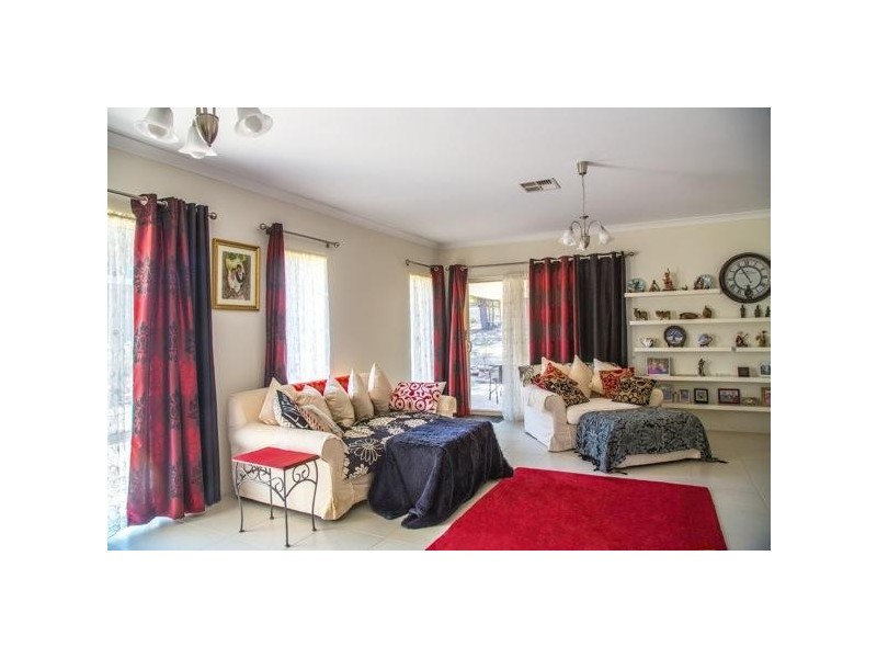 158 Fairway Place, Boddington WA 6390