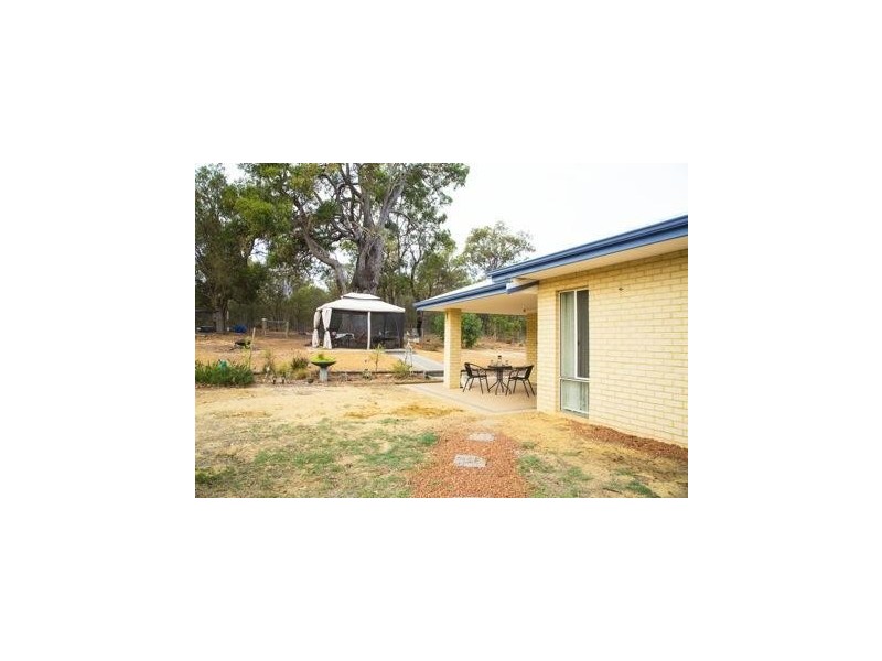 158 Fairway Place, Boddington WA 6390