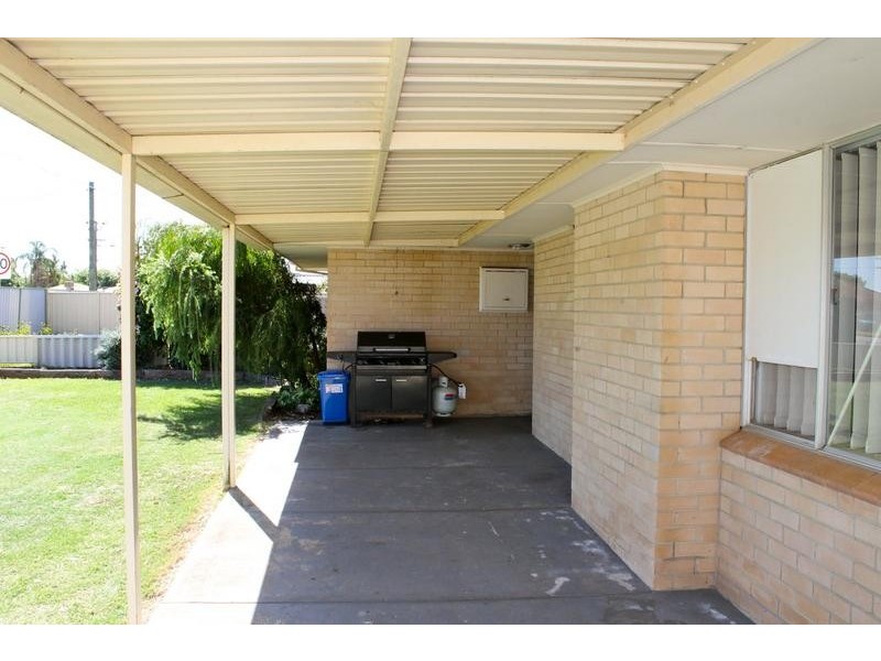 44 McLarty Road, Pinjarra WA 6208