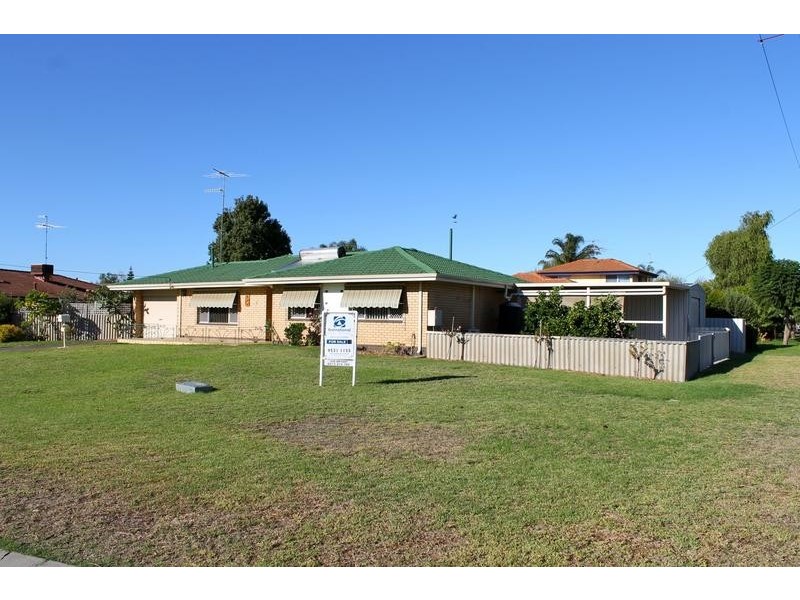 2 Peter Street, Pinjarra WA 6208