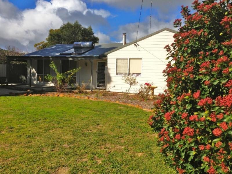 47 THATCHER STREET, Waroona WA 6215