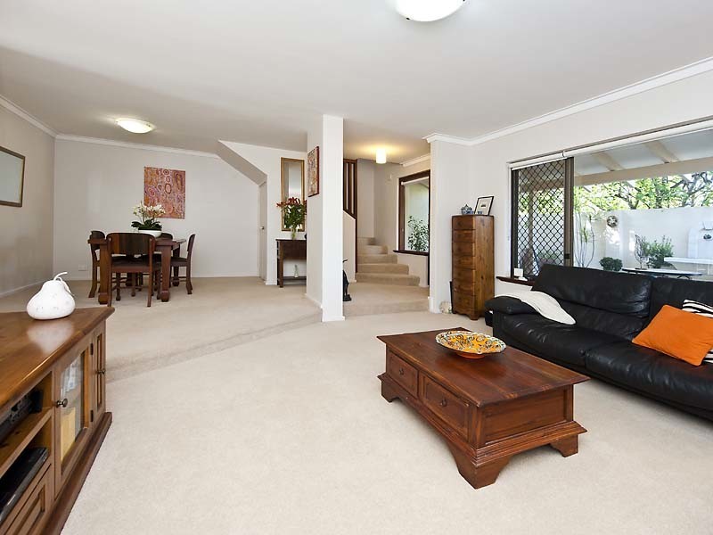 3/51 Eric Street, Como WA 6152