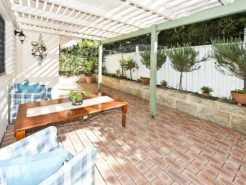 3/51 Eric Street, Como WA 6152