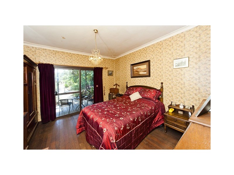 49 Old Williams Road, Dwellingup WA 6213