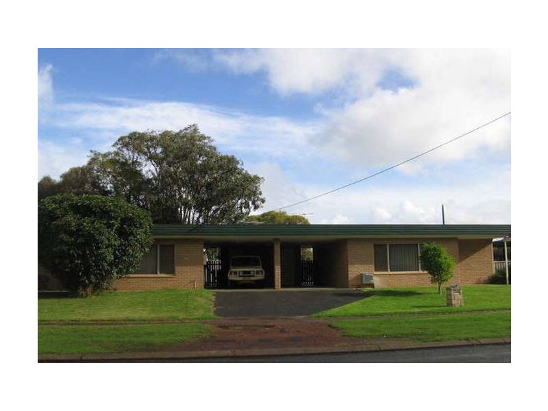 B/12 Peel Street, Pinjarra WA 6208