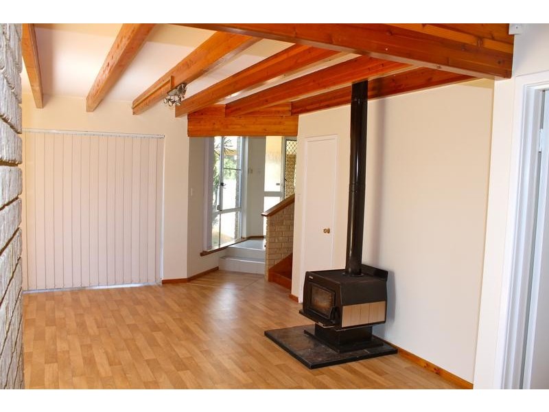 28 Clytie Road, Mandurah WA 6210