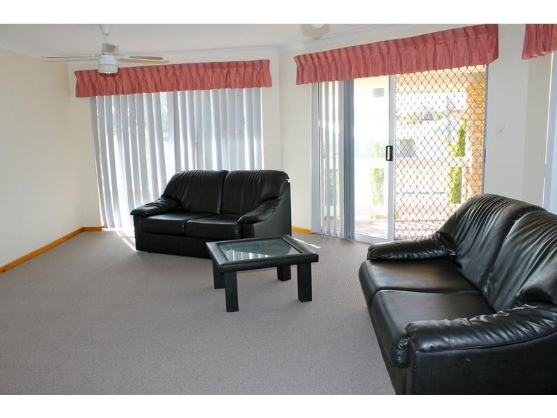 28 Clytie Road, Mandurah WA 6210