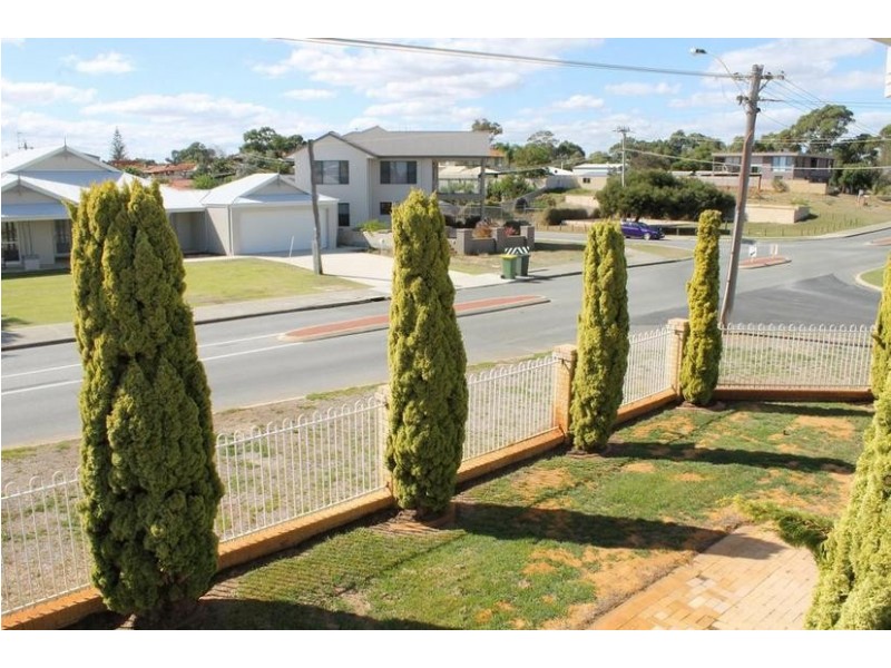 28 Clytie Road, Mandurah WA 6210