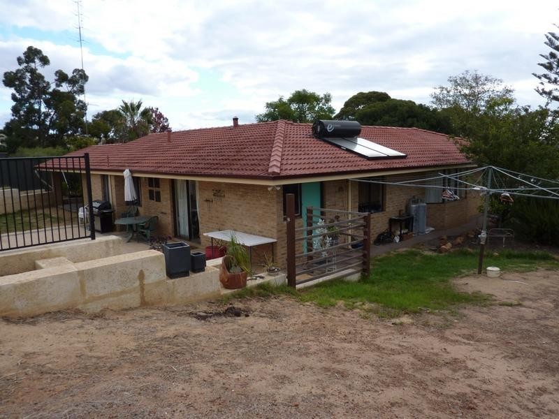 10 Hill Street, Boddington WA 6390