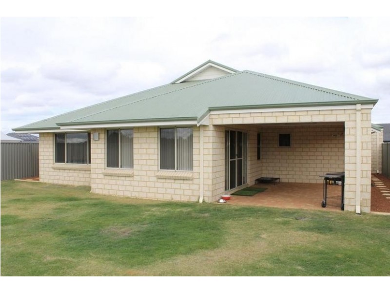 29 Purcell Gardens, South Yunderup WA 6208