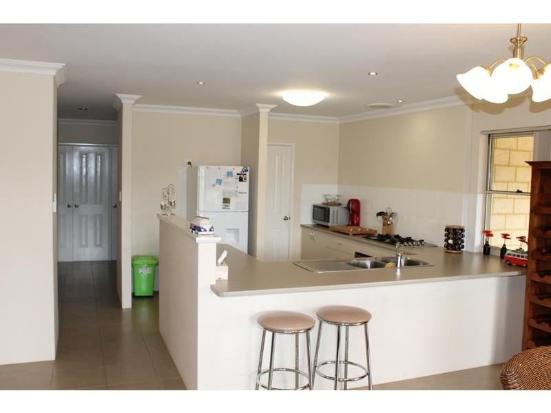 29 Purcell Gardens, South Yunderup WA 6208