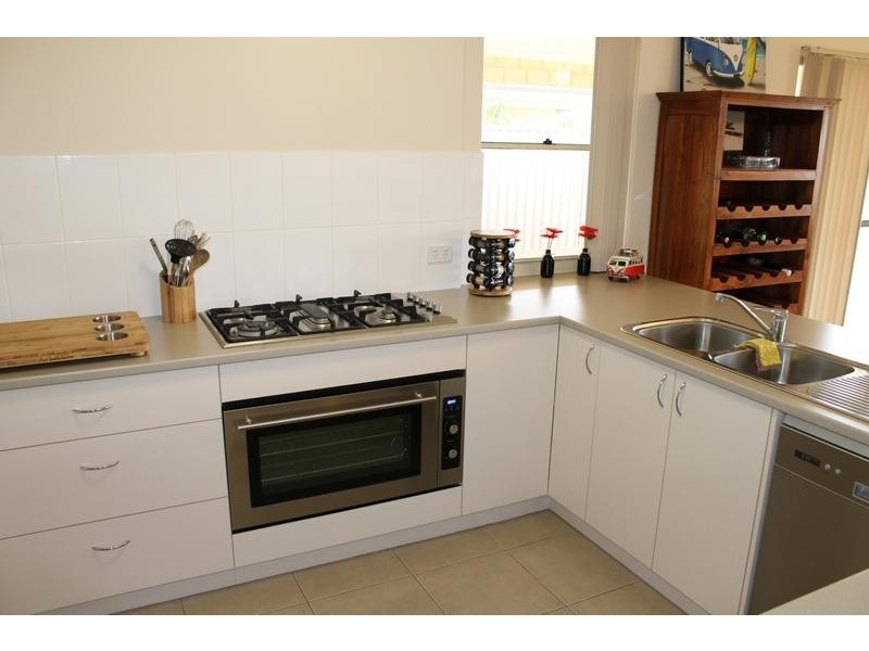 29 Purcell Gardens, South Yunderup WA 6208