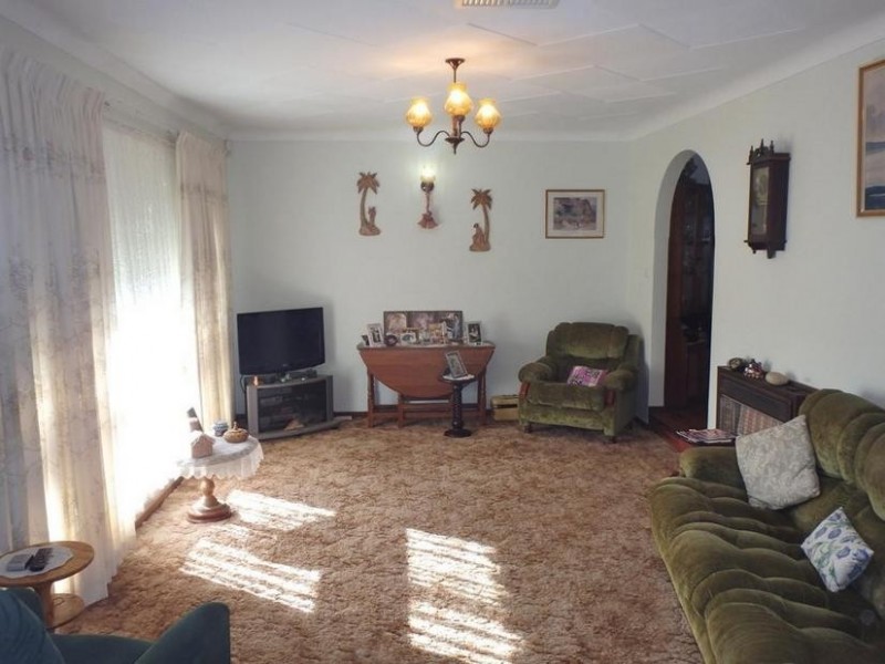 8 Cowen Street, Pinjarra WA 6208