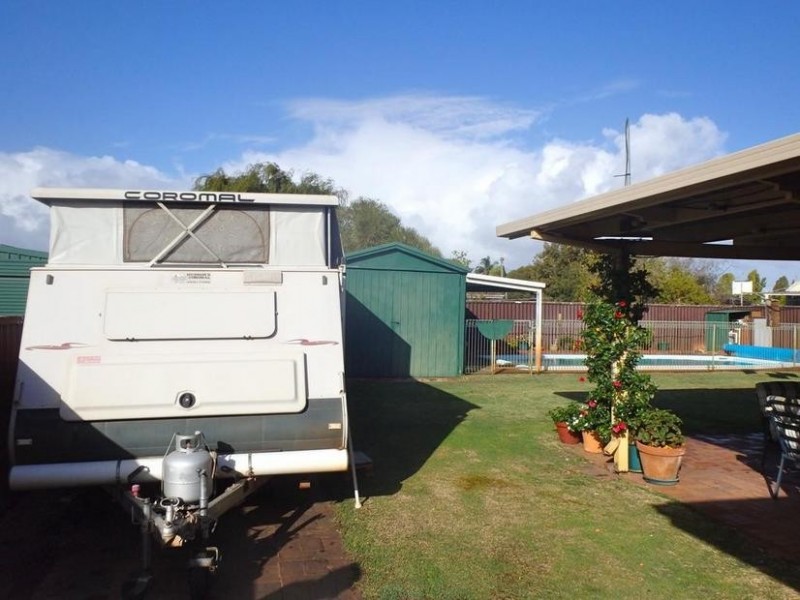 8 Cowen Street, Pinjarra WA 6208