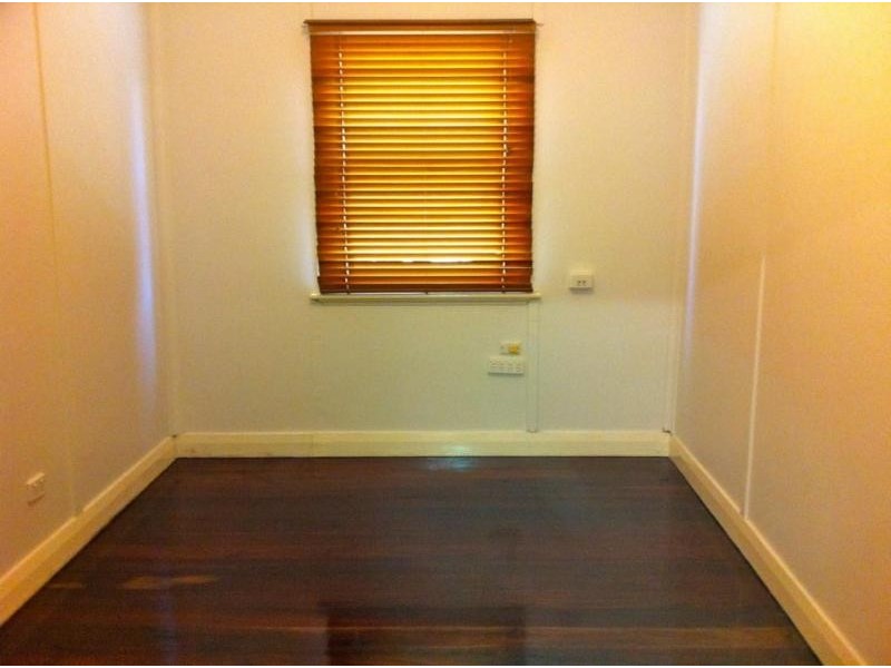 30 South West Highway, Waroona WA 6215