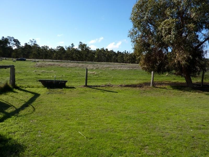 142 Twin Bridges Place, Boddington WA 6390