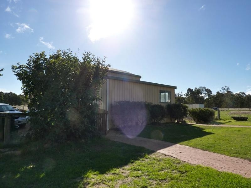 142 Twin Bridges Place, Boddington WA 6390