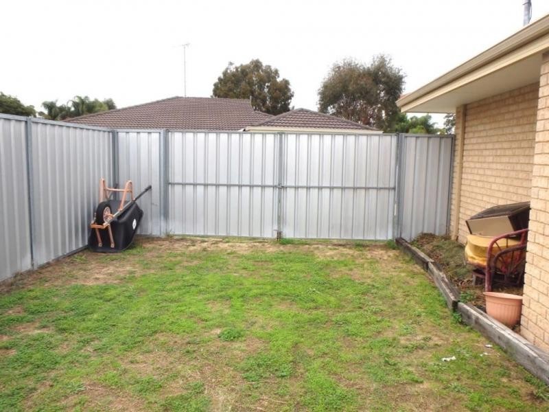 1/16 Marri Place, Pinjarra WA 6208