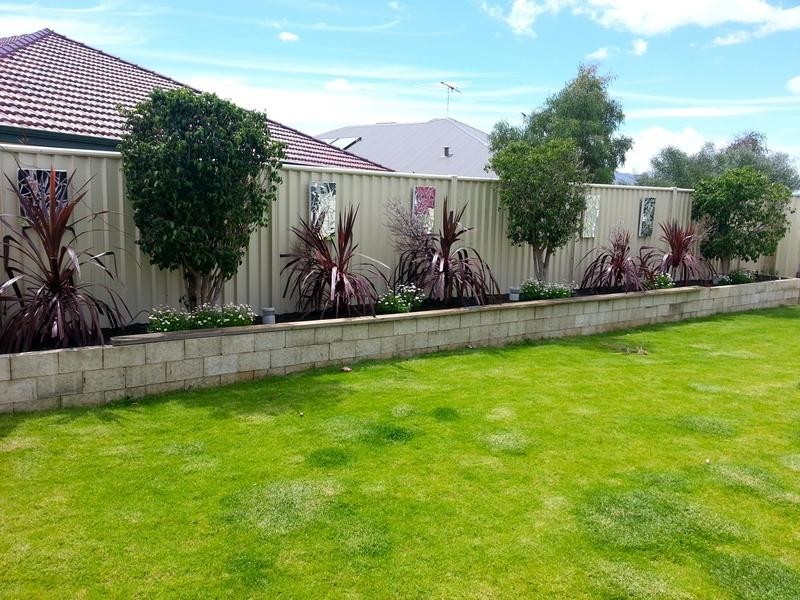 37 WELLS ROAD, Pinjarra WA 6208