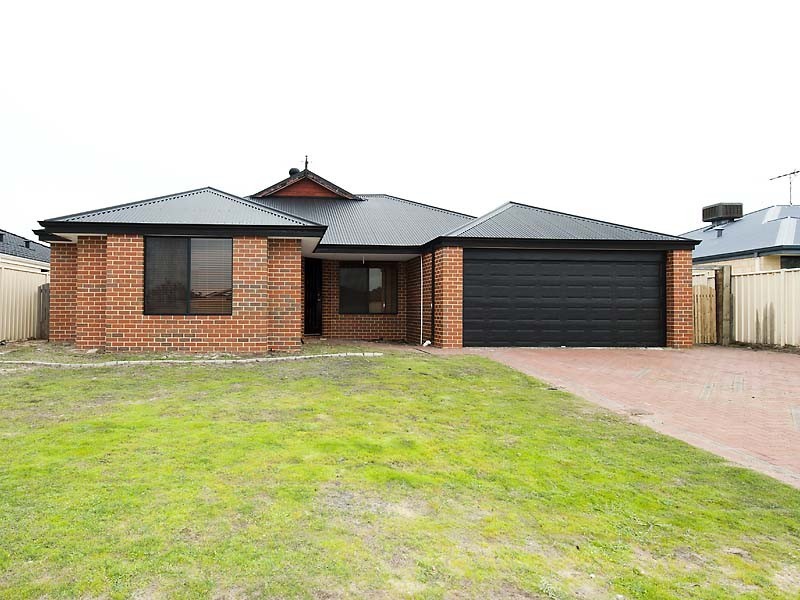 22 Hamlet Pass, Pinjarra WA 6208