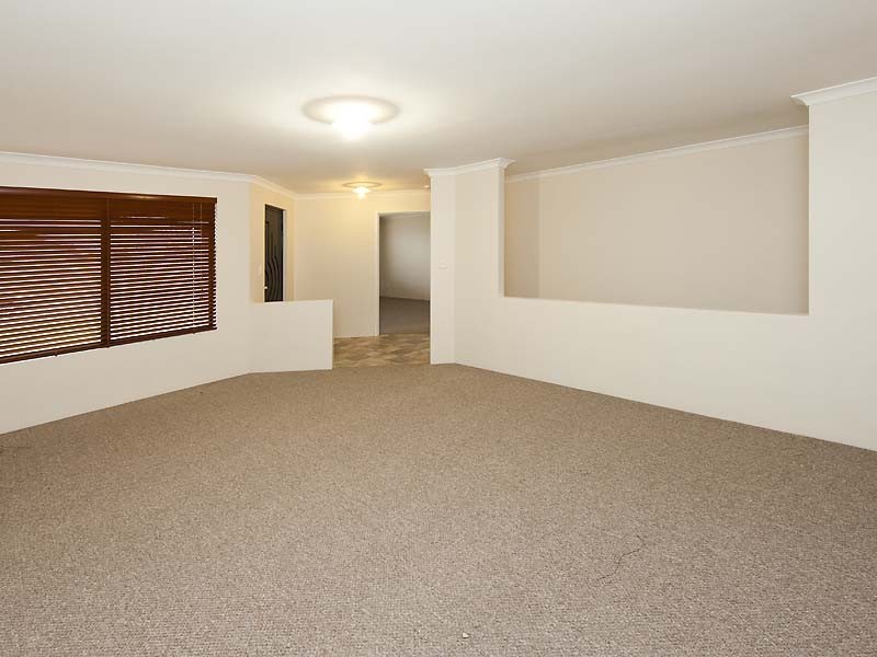 22 Hamlet Pass, Pinjarra WA 6208