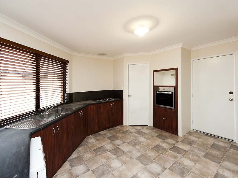 22 Hamlet Pass, Pinjarra WA 6208