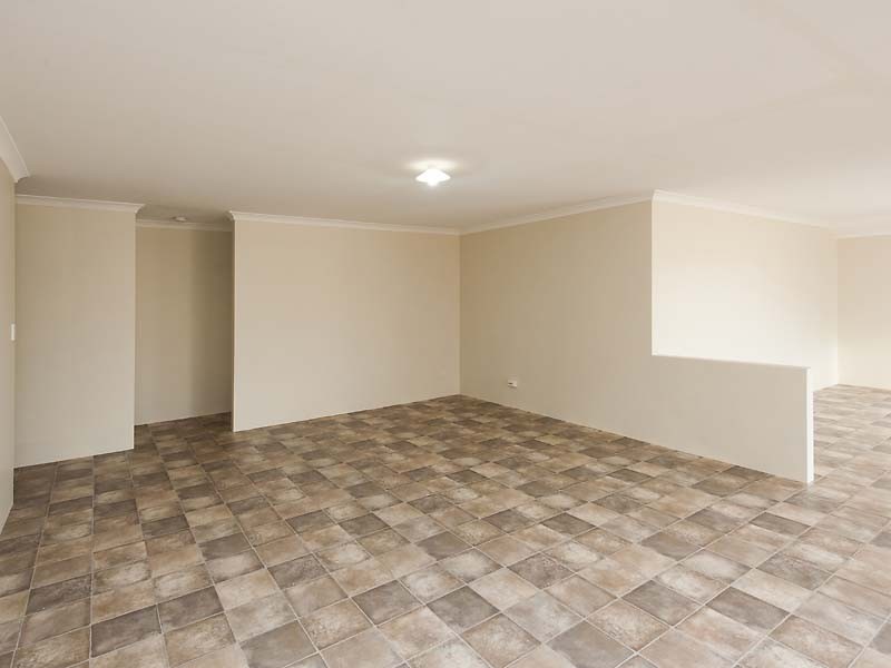 22 Hamlet Pass, Pinjarra WA 6208