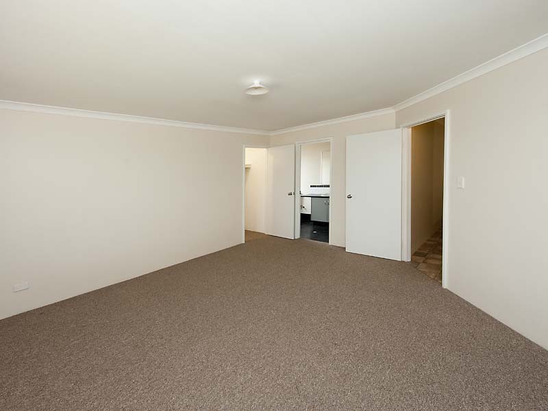 22 Hamlet Pass, Pinjarra WA 6208