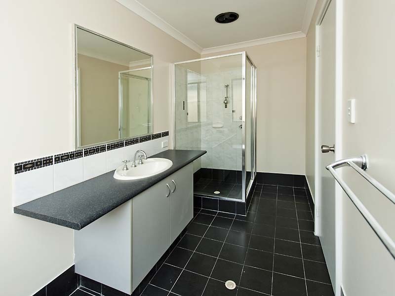 22 Hamlet Pass, Pinjarra WA 6208