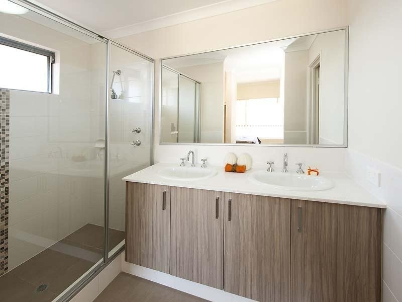 10 PLACID BEND, South Yunderup WA 6208