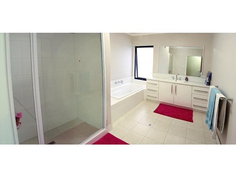 30 Bibbulmun Meander, Ravenswood WA 6208