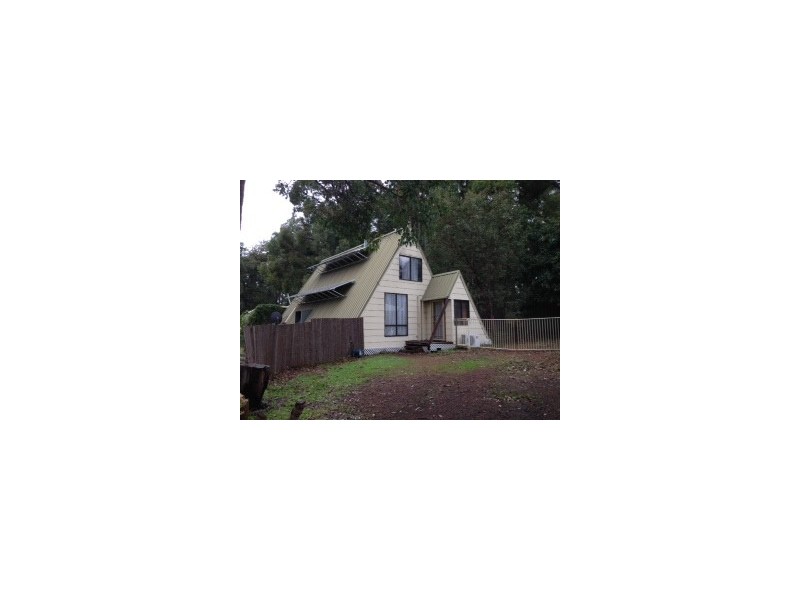 11 Forestview Road, Dwellingup WA 6213