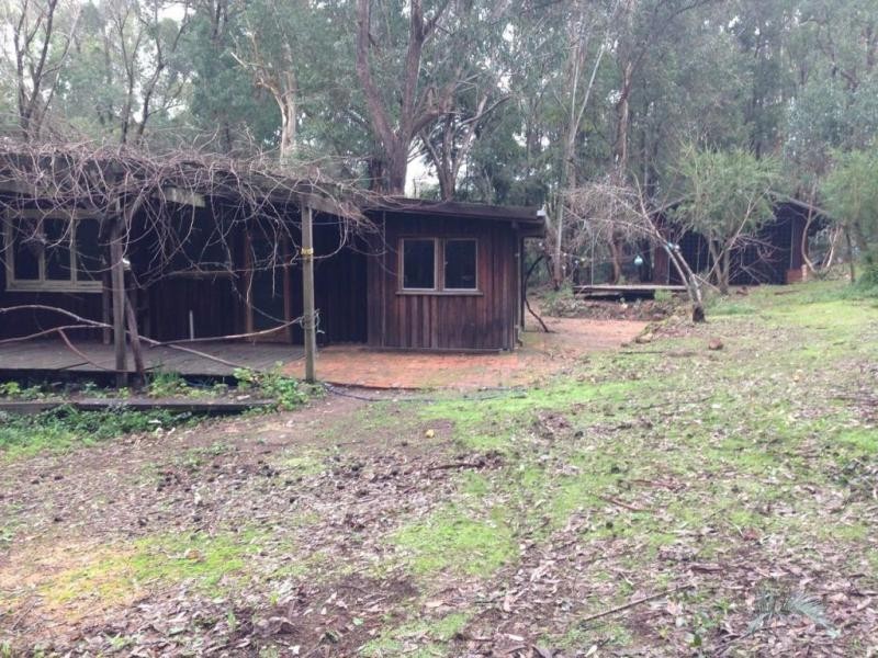 229 Batt Way, Dwellingup WA 6213