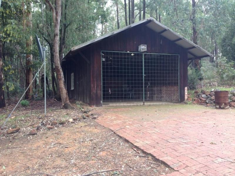 229 Batt Way, Dwellingup WA 6213