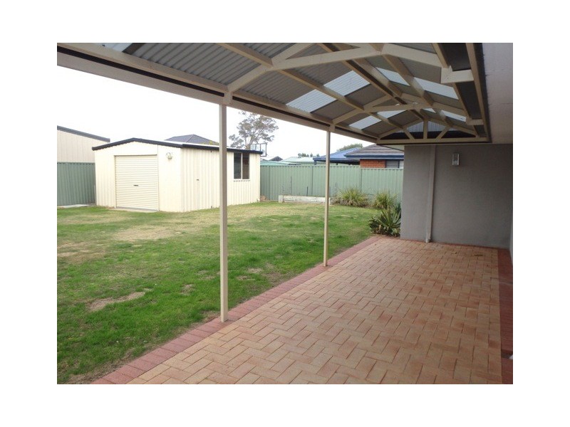 40 Bibbulmun Meander, Ravenswood WA 6208