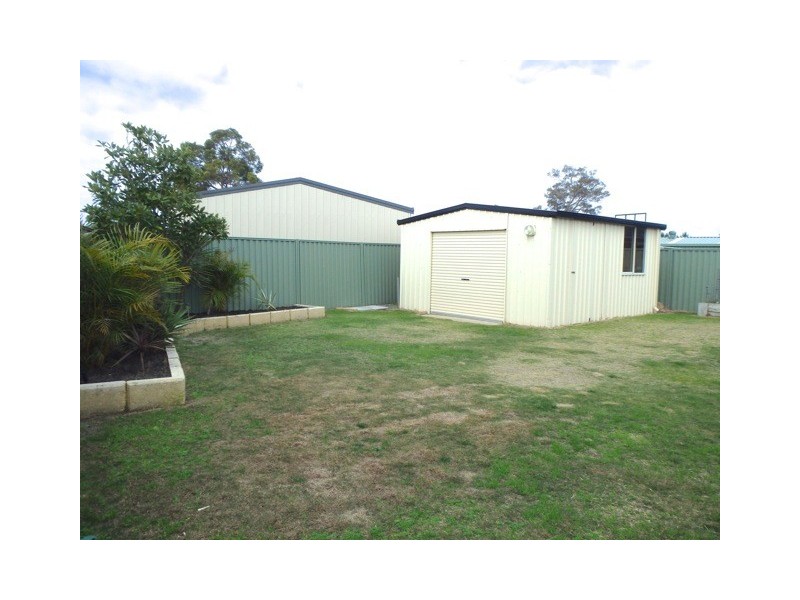 40 Bibbulmun Meander, Ravenswood WA 6208