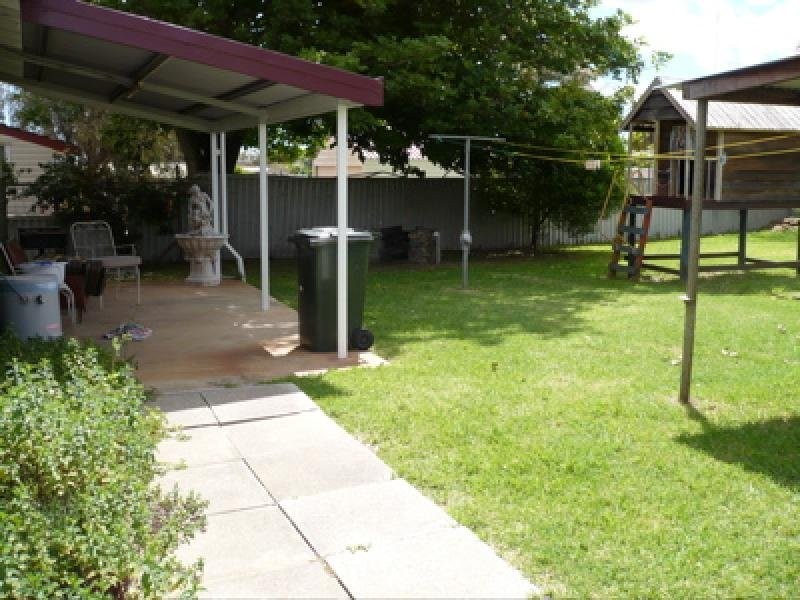 28 FITZPATRICK, Waroona WA 6215