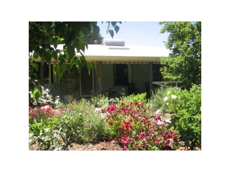 21 Marrinup STREET, Dwellingup WA 6213