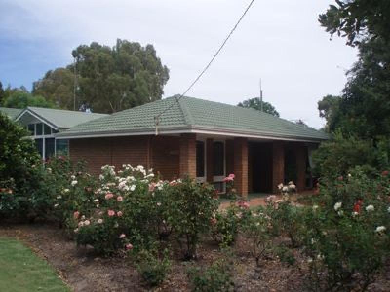 32 River DRIVE, Pinjarra WA 6208