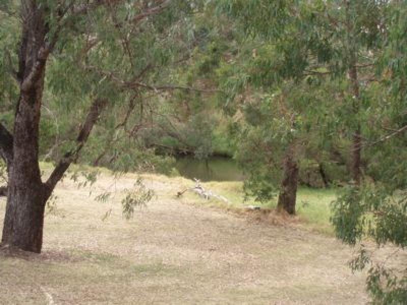 32 River DRIVE, Pinjarra WA 6208