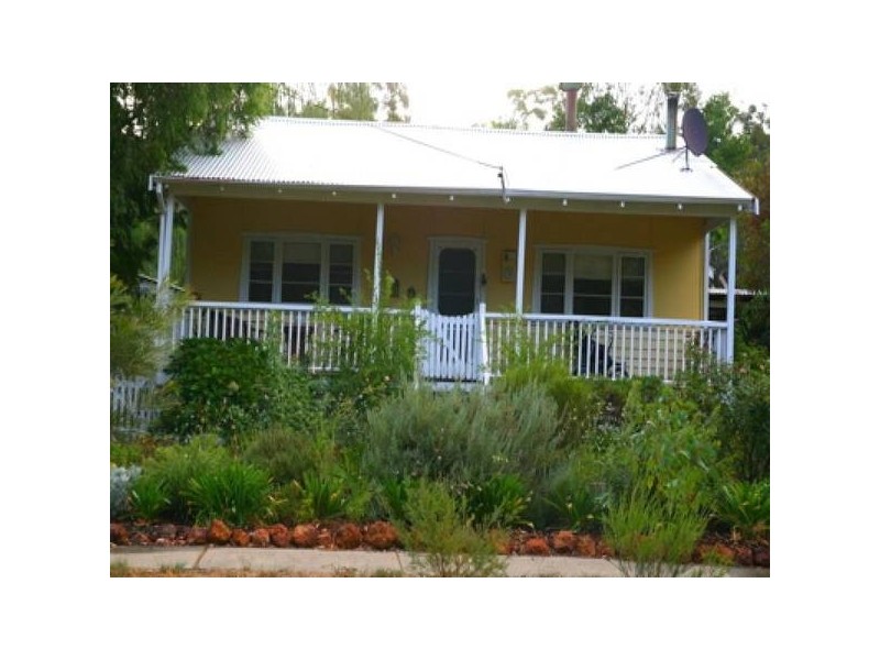 29 MARGINATA CRESCENT, Dwellingup WA 6213