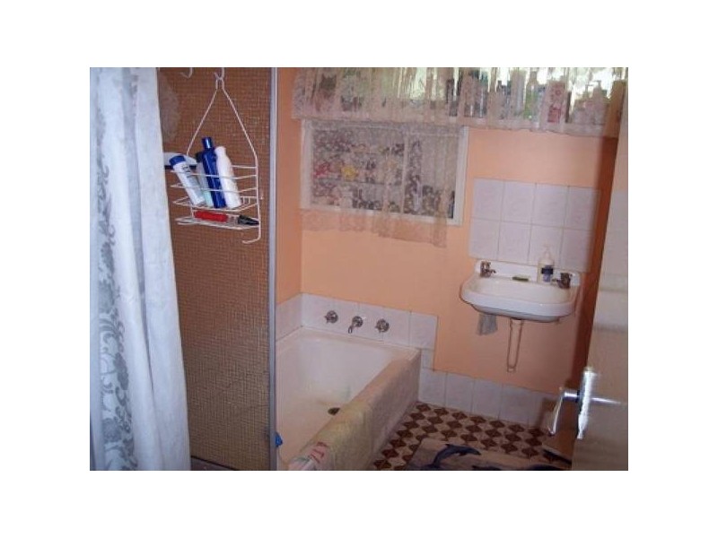 7 KIRKHAM STREET, Pinjarra WA 6208